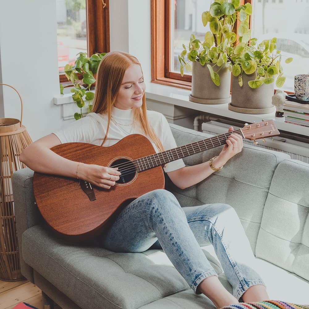 Yamaha acoustic guitar STORIA II