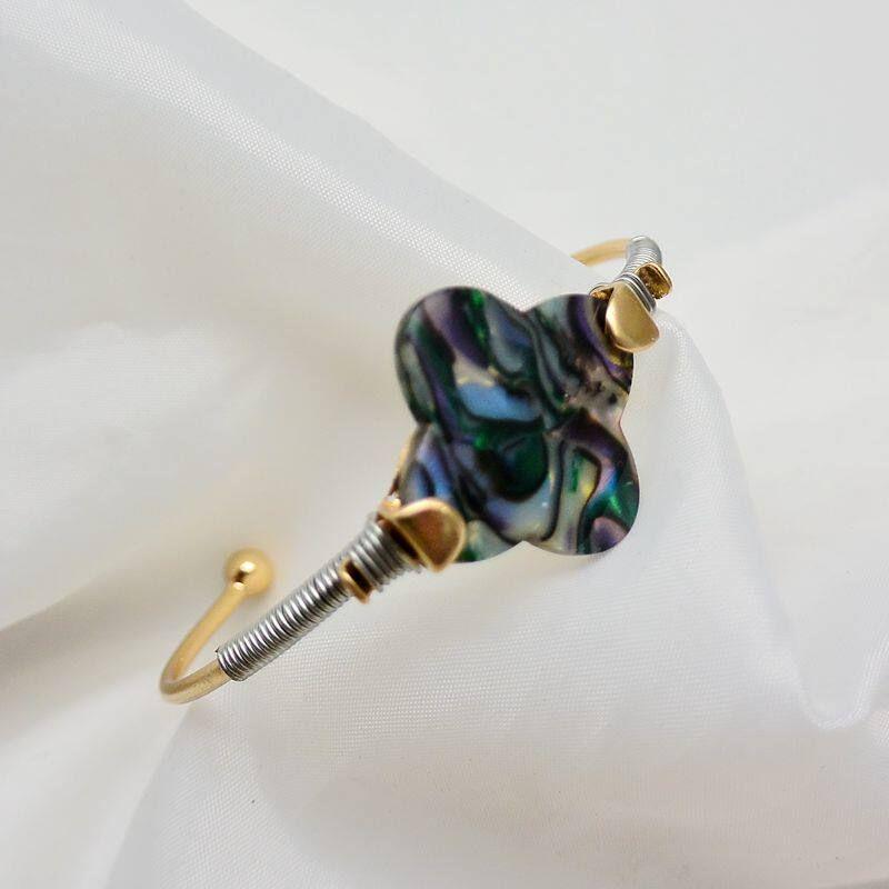 

Export Ornament Popular Fashion Fashionable European and American Style Exaggerated Open Personalized Women s Bangle 42 Four-Leaf Clover Open Bracelet