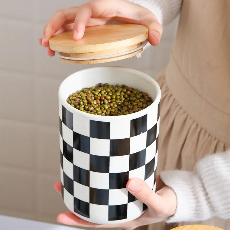 Black and White Checkered Ceramic Storage Tank, Sealed Tank, Suitable for Coffee, Nuts, Tea Boxes, Kitchen Storage Containers