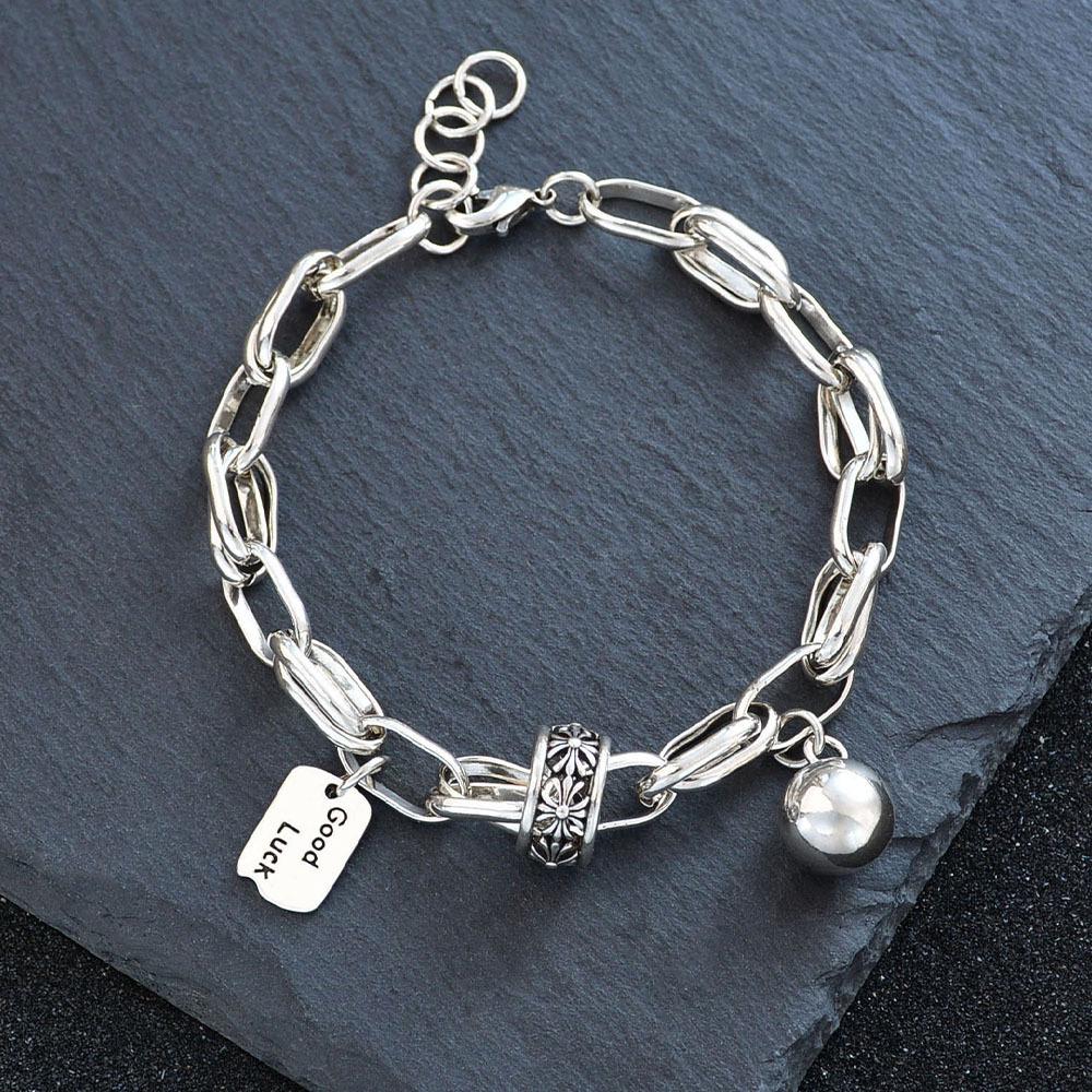Fashionable Retro Bear Diamond Bracelet - Women's Unique High-End Charm