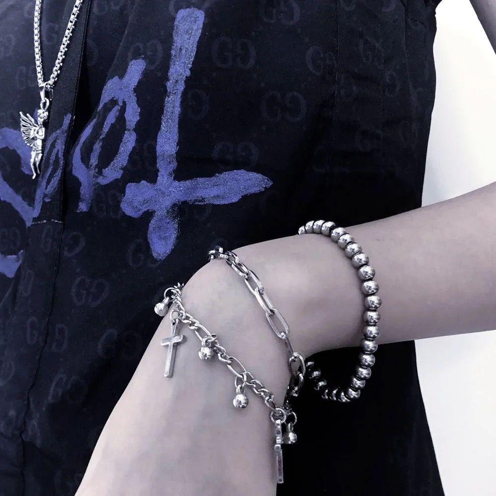 Dunkler Stil Kreuz Doppel-Lagen-Armband Retro Studentenpersönlichkeit Einfach Herren und Damen Trendige Streetwear Hand Schmuck