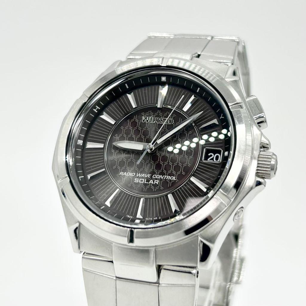 [USED] SEIKO WIRED SOLAR solar-powered watch