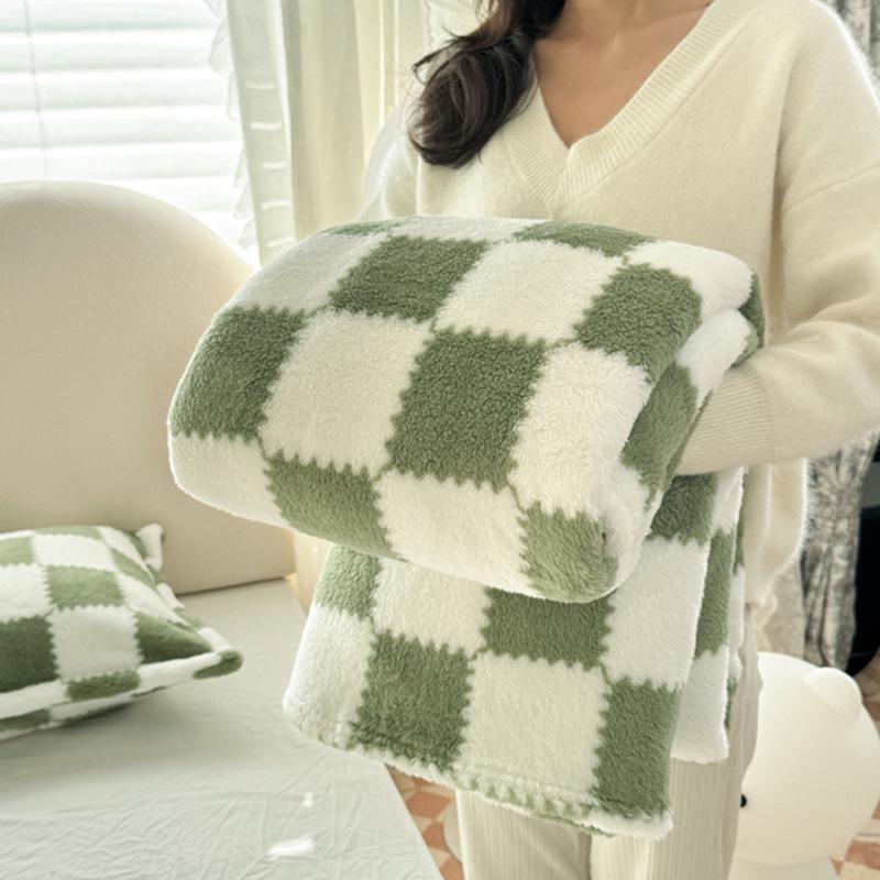 Premium Winter Coral Fleece Plaid Blanket for Women - Thickened Milk Fleece Office Nap Throw