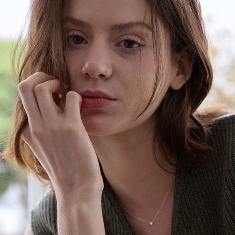 PAIGEFLYNN JEWELRY [Silver 925] Moissanite Brill 0.1 Carat Necklace