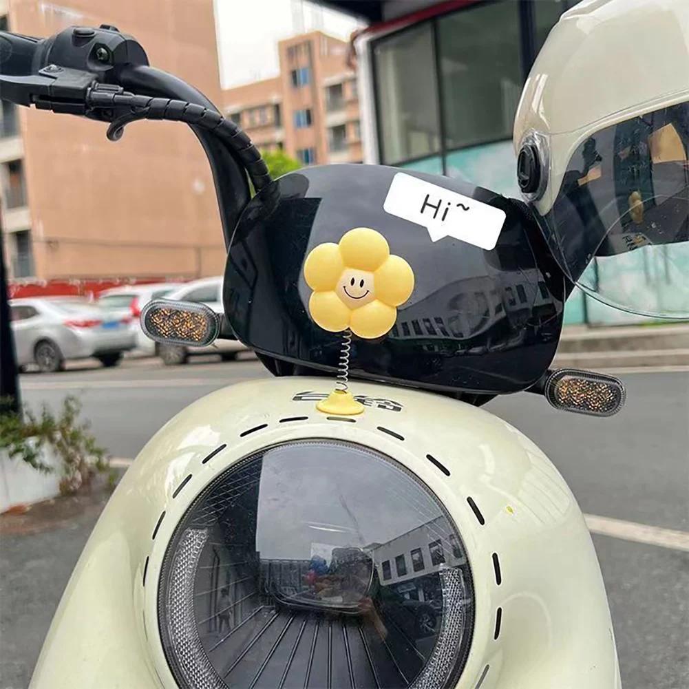 Helmet Shaking Small Smile Flower Decoration Motorcycle Bike Helmets Cute Sun Flower Decor Driving Styling Helmet Accessories