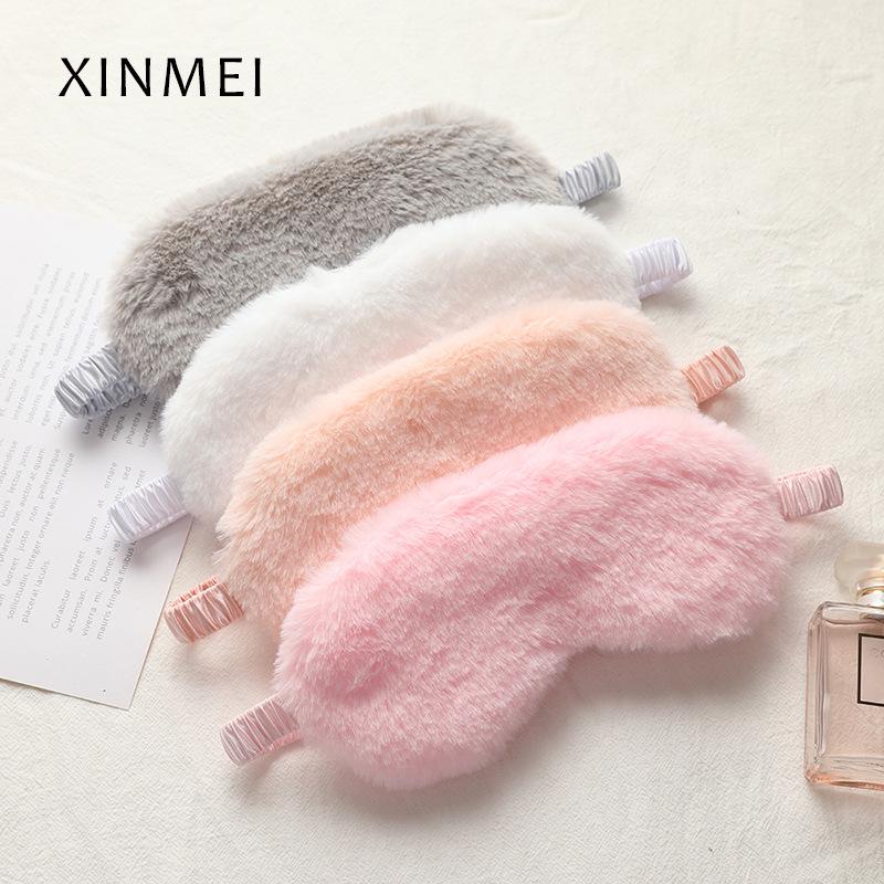 Plush Light-Blocking Sleep Mask - Breathable, Skin-Friendly Eye Mask for Autumn/Winter with Ice Pack Feature.