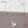 Square zircon sparkling pendant, fashionable versatile women's collarbone chain.