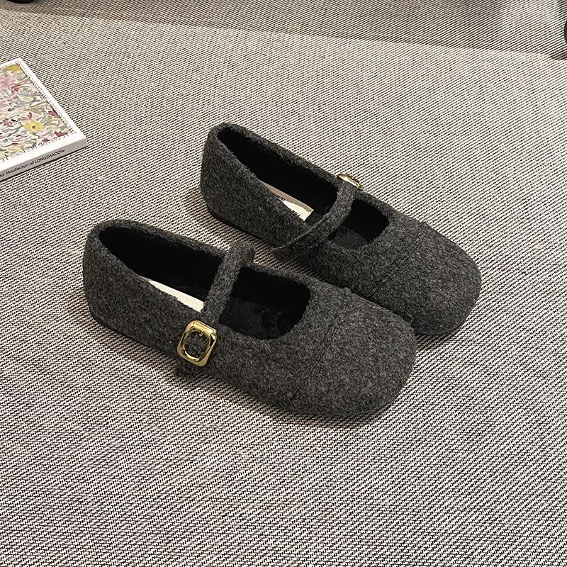 Fur Lining Women Flats Shoes Comfort Round Toe Soft Sole Shoes Outdoor Warm Short Plush Mary Jane Shoes For Autumn Winter