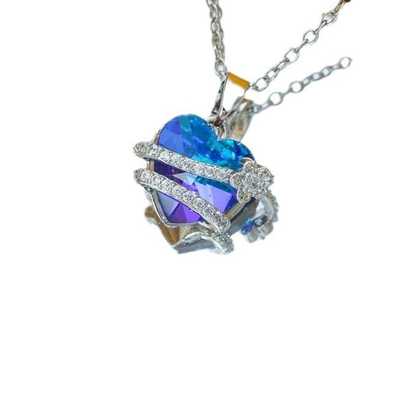 Hot Sale of The Ocean Heart Necklace for Women with Versatile High-end Colored Zircon Light Luxury