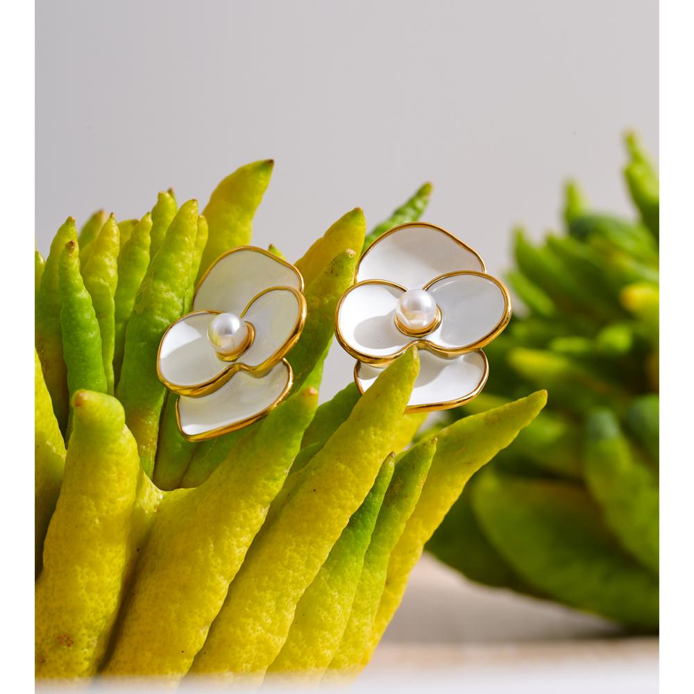 Eetit White Enamel Pearls Flower Stud Earrings for Women Golden Stainless Steel Daily Fashion Jewelry Recommend Gift