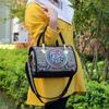 Bohémské ženy Květinová vyšívaná plátěná kabelka Vintage Dámské Ležérní Etické Boho Nákupní taška na zip přes rameno