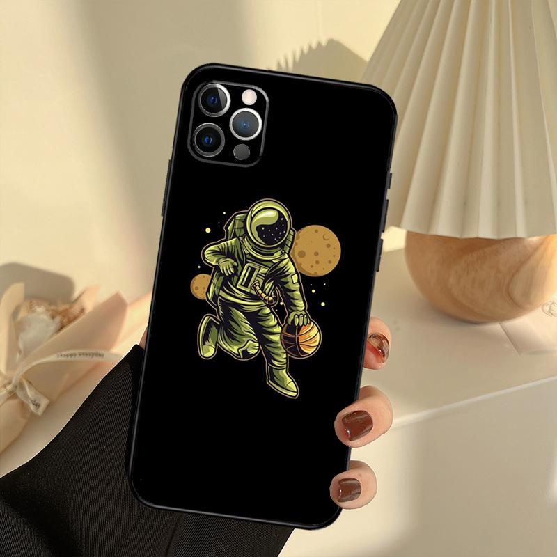 Cartoon Space Astronaut Phone Case For iPhone 15 14 13 12 11 16 17 Pro Max 13 Mini 15 16 Plus 16e 17 Air Cover Funda