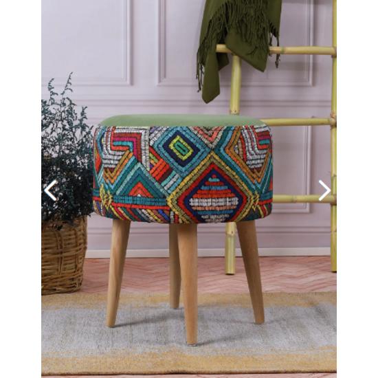 

Многоцелевой диван-пуф с ножками из граба Etna Rainbow Special Design