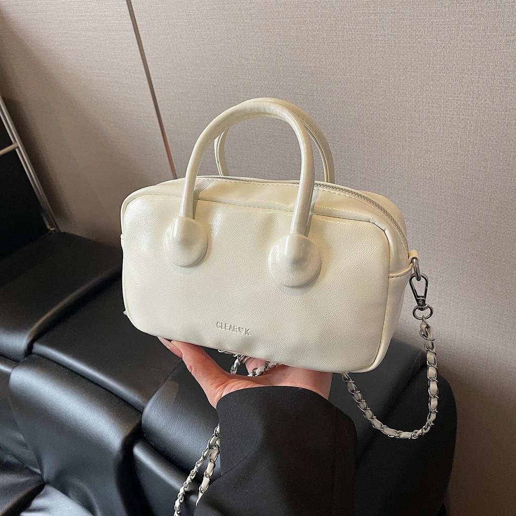 Spring Popular Portable Bowling Bag Women's New Shoulder Messenger Bag Niche Pillow Bag