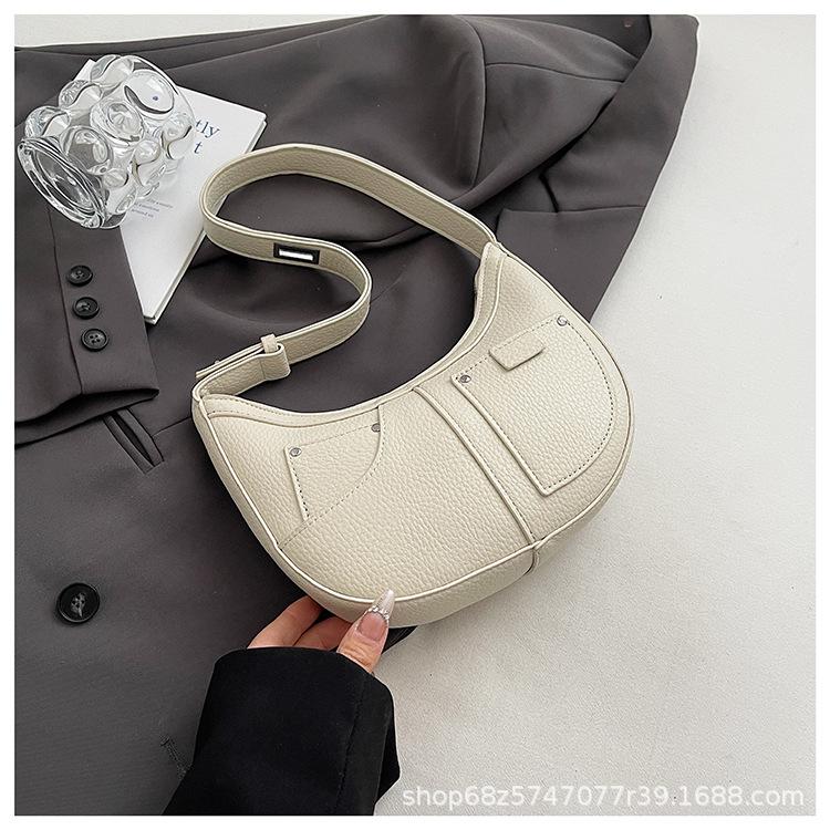 French Retro Niche Design Crescent Bag Underarm Bag Versatile Simple Casual Commuting Shoulder Crescent Bag Small Satchel