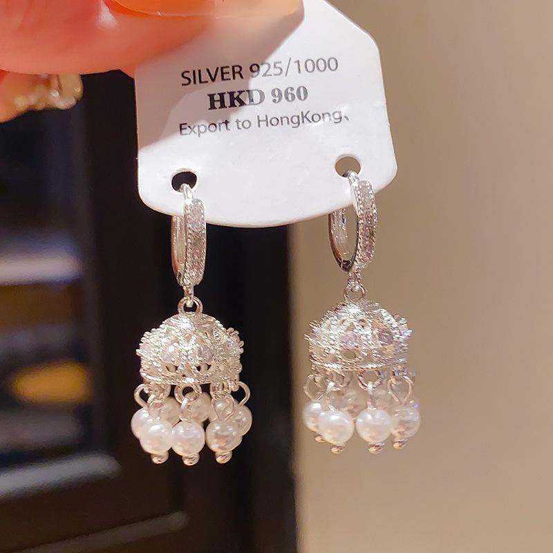 Silver Needle Diamond Tassel Drop Earrings: Elegant, Fashionable, Statement Design