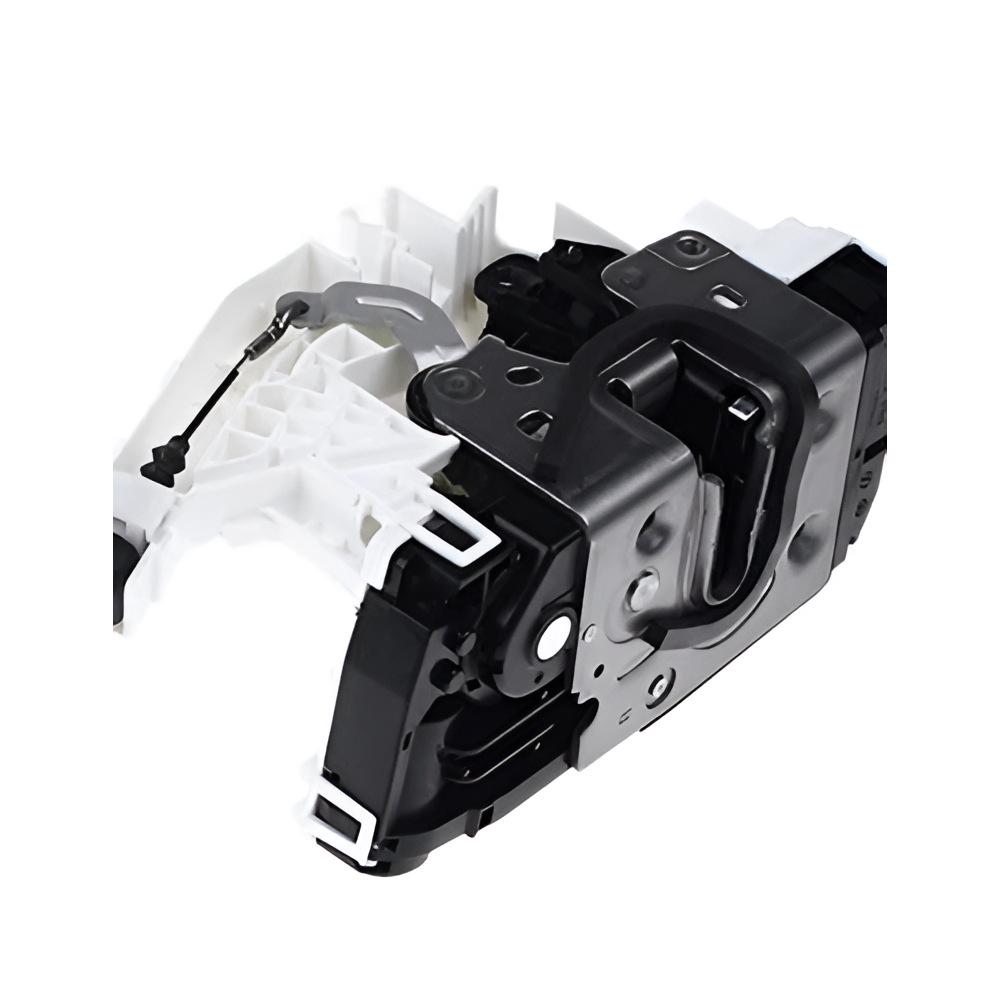 

Fits Mercedes-Benz Door Locks (2047202235, 2047201035), in stock & popular internationally. білий