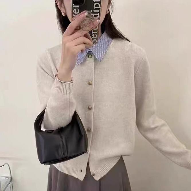 Frühlingsmodelle Falscher zweiteiliger Strick-Cardigan-Pullover Damen Temperament Pendler Zauber Hemdkragen Einreihiger Cardigan Damen