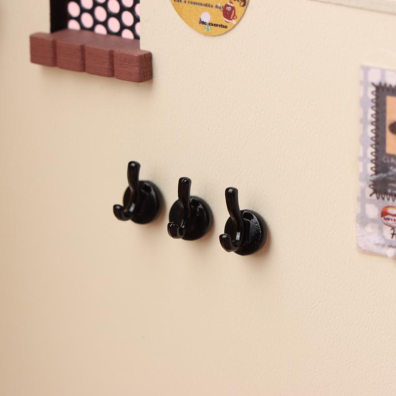 3Pcs Dollhouse Mini Clothes Hat Hook Dollhouse Simulation Wall Hook Model For 1/12 Dolls House Decor Accessories