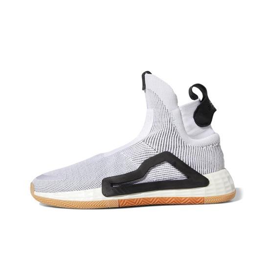 

adidas N3XT L3V3L Off White Gum F36272 EU 40 покинуть белый