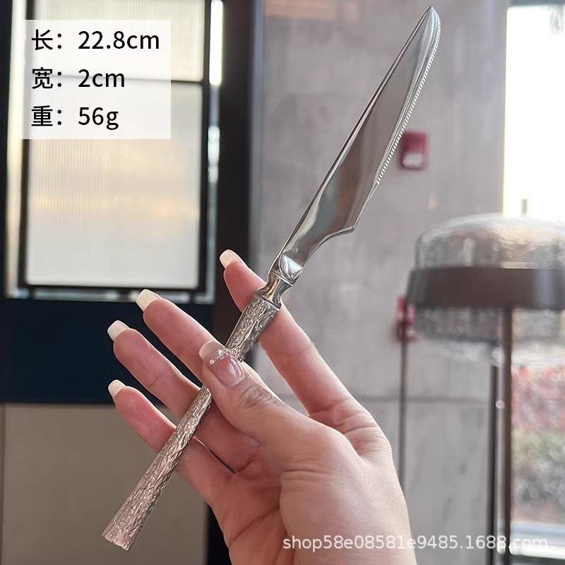 304 Stainless Steel Light Luxury European Hammer Pattern Western Food Knife and Fork Spoon High Value Mirror Polished Steak Knife and Fork Set