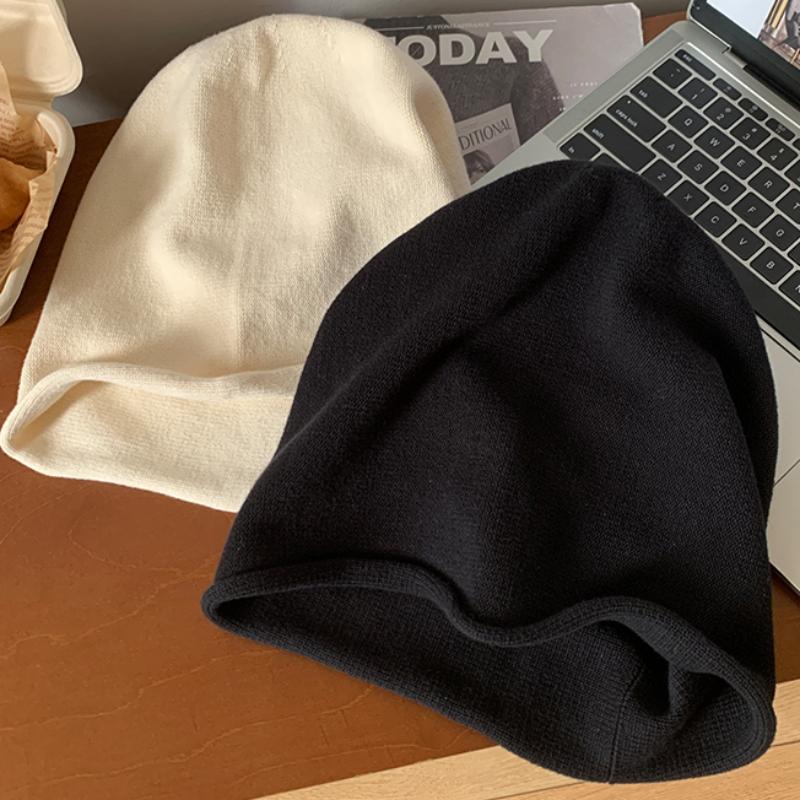 Damska, Wszechstronna Jesienią i Zimą, Duży Obwód Głowy, Czarna, Czapka z Podwiniętym Brzegiem, Wygląda Mało na Twarzy, Zimowa Czapka z Nakryciem Głowy