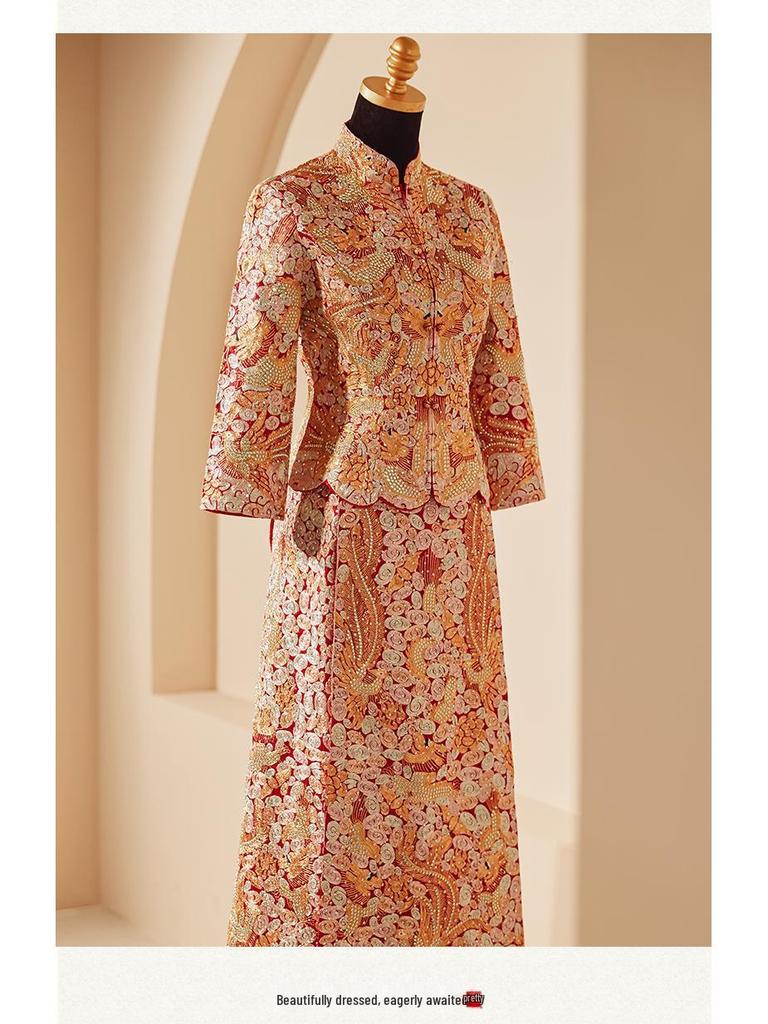 2025 Embroidered Dragon & Phoenix Kua Xiuhe Wedding Dress - Retro Chinese Slim Fit Bridal Toasting Gown