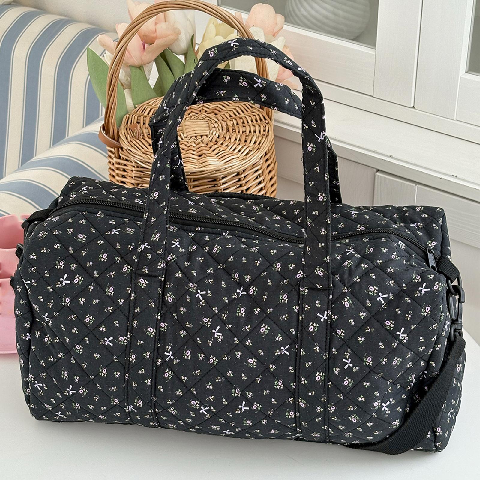 

Cotton Quilted Duffle Bag with Zipper Travel Bag Floral Print Gym Bag for Women Weekend Travel Shopping