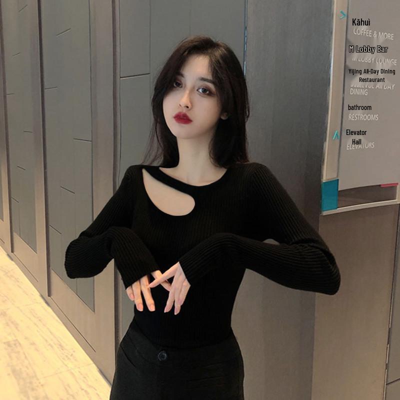 Chic Slim-Fit Black Women's Long-Sleeve T-Shirt for Autumn/Winter