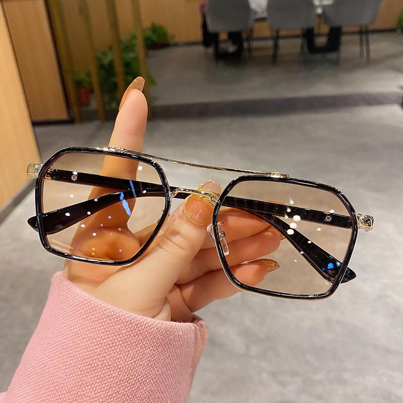 Vintage Large Frame Square Sunglasses Women'S Brand Designer Metal Sun Glasses Men'S Outdoor Driving Eyewear Uv400