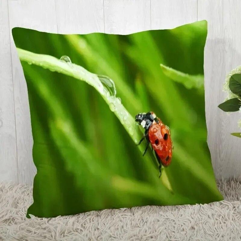 Natural ladybug pattern pillowcase home room decoration office chair living room sofa cushion cover peach skin pillowcase