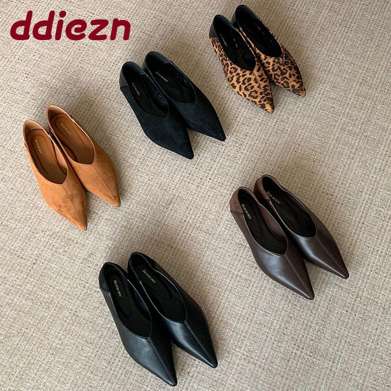 Fashion Fashion Pointed Toe Ladies Flats Slip On Shoes Soft Female Shallow Women Flats Shoes With Height Increasing Footwear