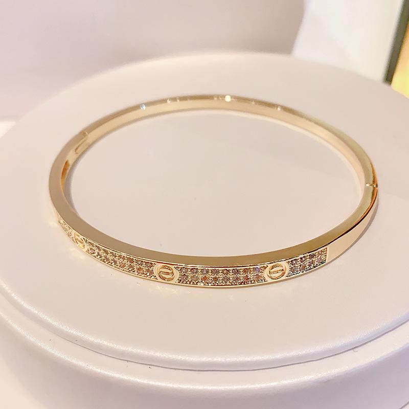 Sparkling Zircon Bracelet, Versatile, Micro-inlaid, High-end, Light Luxury Style Bracelet for Women 18CM