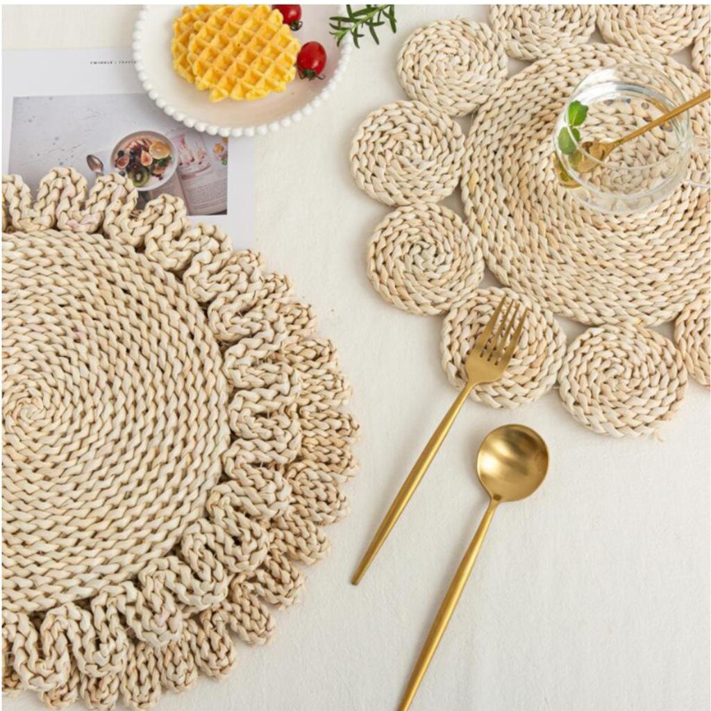 Round Woven Placemat 15 Inch Braided Straw Table Mat for Dining Table Farmhouse Home Decor