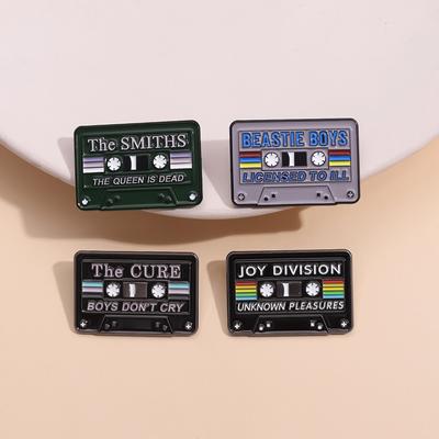 Emaille-Pins mit Musikbandkarte, benutzerdefinierte Retro-Bänder, CD-Abzeichen, Broschen, Vergnügen, Punkschmuck, Metallgeschenke für Musikstudenten