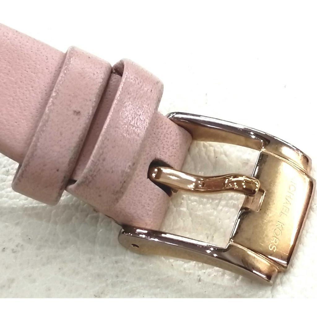 Used MICHAEL KORS MK-2590 quartz watch