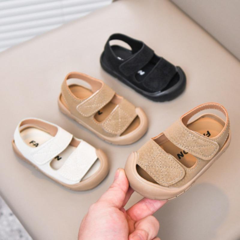 Children's Sandals Anti Collision Soft Soled Sandals and Beach Shoes Prewalker