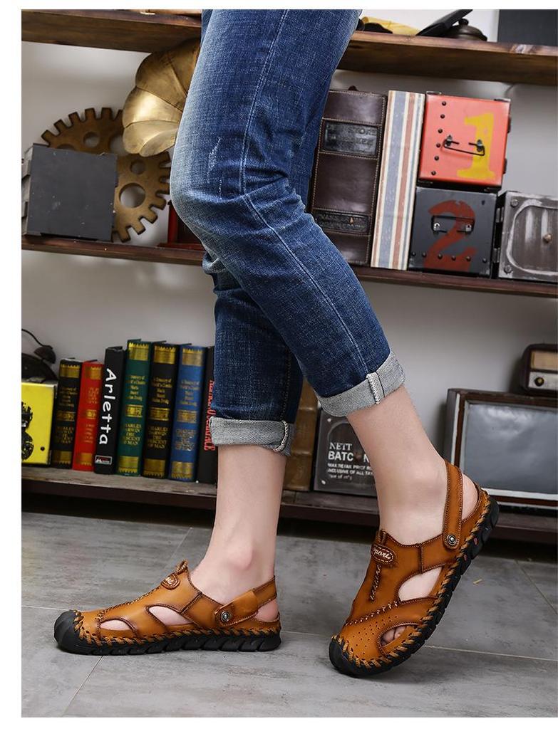 2022 Letnie oddychające skórzane sandały casualowe z zamkniętymi palcami