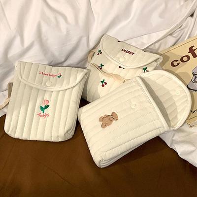 Nerotin Hygiene Embroidered Quilted Daily Pouch