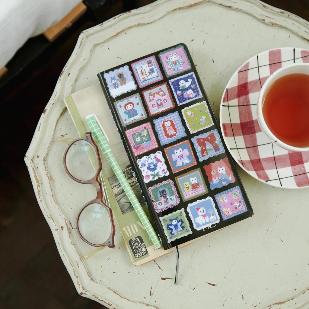 Hobonichi Techo 2026 Weeks Yumi Kitagishi/Shironeko no Daily Life January Start Weekly Planner Weekly Left Slim Vertical