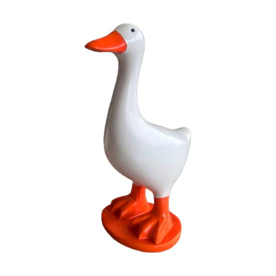

Magnetic Goose Key Holder Cute Resin Goose Figurine with Strong Magnet Beak Funny Animal Desk Ornament for Home Office Table Decor S