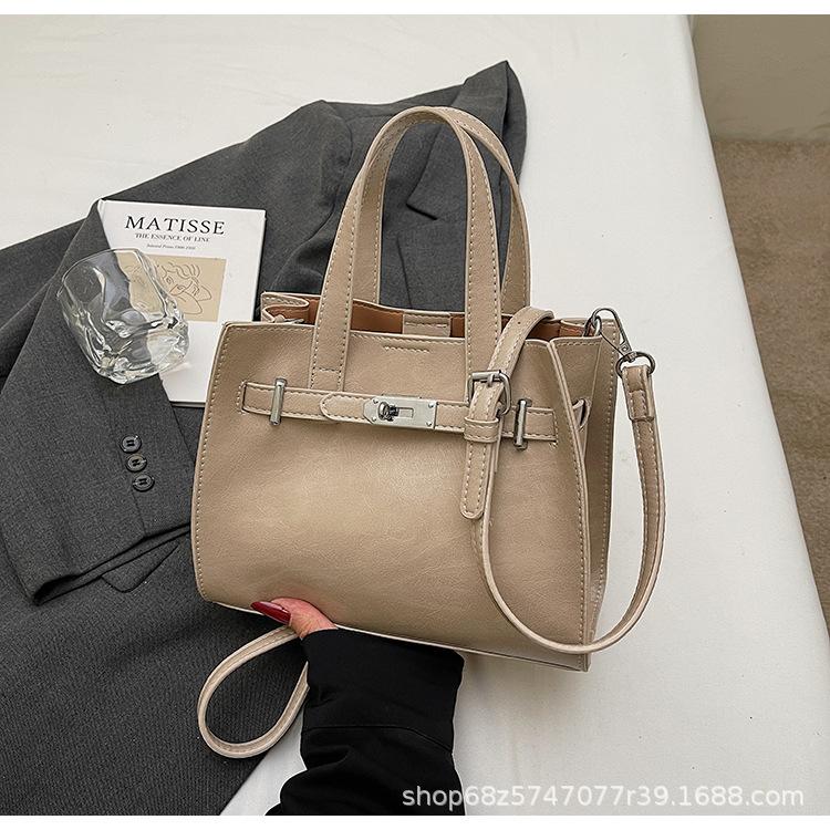 Hand Carry Fashion Casual Tote Bag 2025 New Korean Version Ins Trend High Sense Briefcase Commuter Shoulder Bag