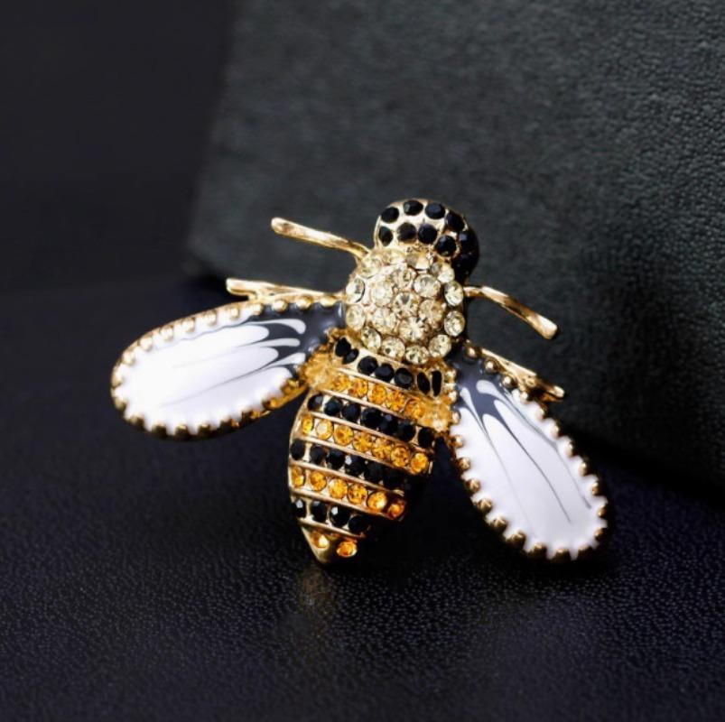 Vintage Fashion Bee Insect Brooch Colorful Enamel Crystal Rhinestone Animal Brooch for Women Men Statement Jewelry