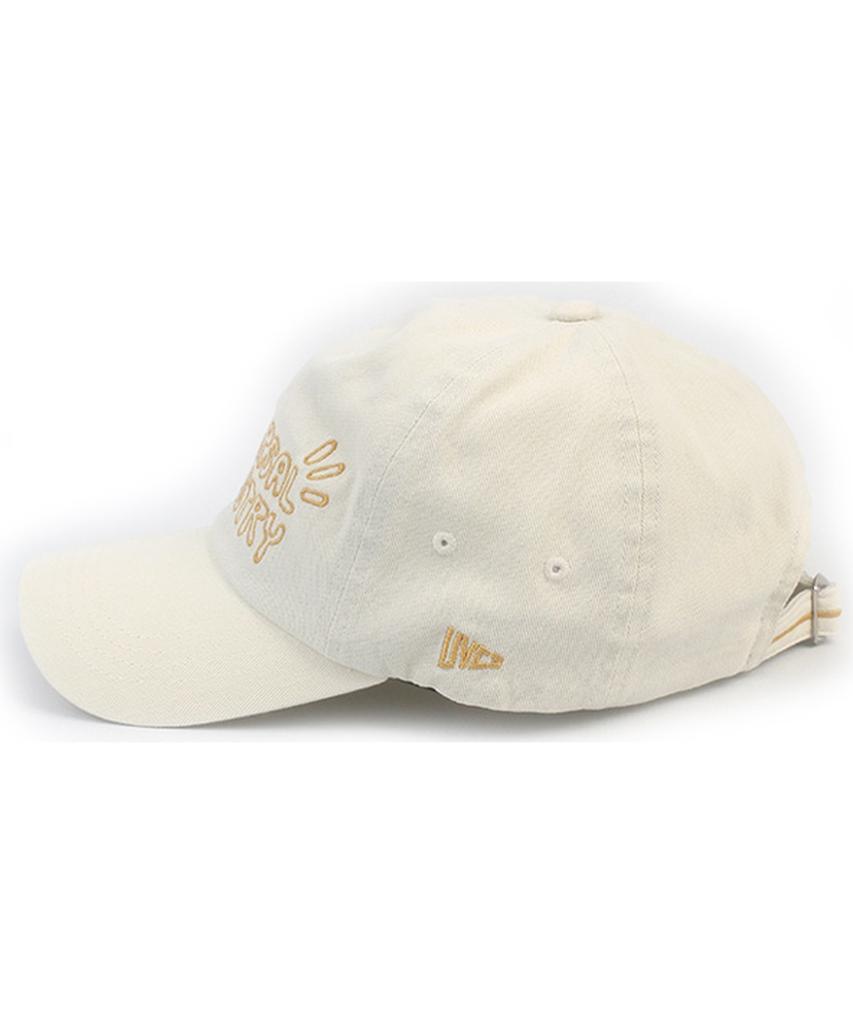 Yunibeosyeolkemiseuteuli Kitch Pigment Washing Ivory Ballcap