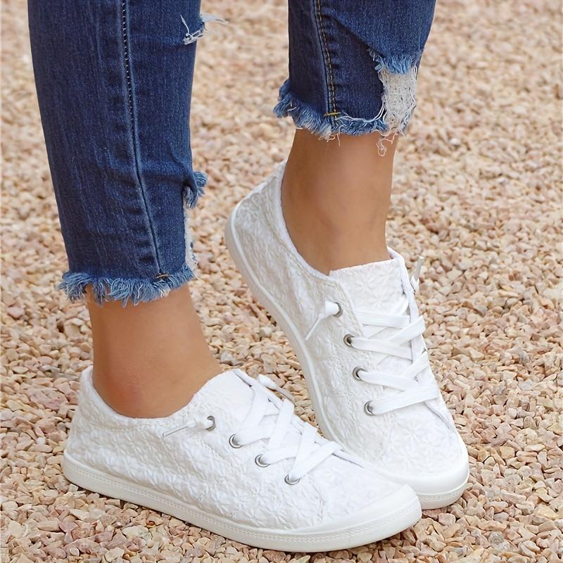 New Women'S Sports Shoes in White Snowflake Design, Easy Slip-On Casual Shoes with a Comfortable Soft Sole, Suitable for All Seasons.