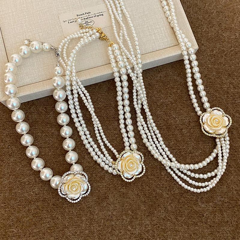 French Super Immortal Court Style Diamond Resin Flower Pearl Necklace Accessories Women's Sweater Chain Necklace