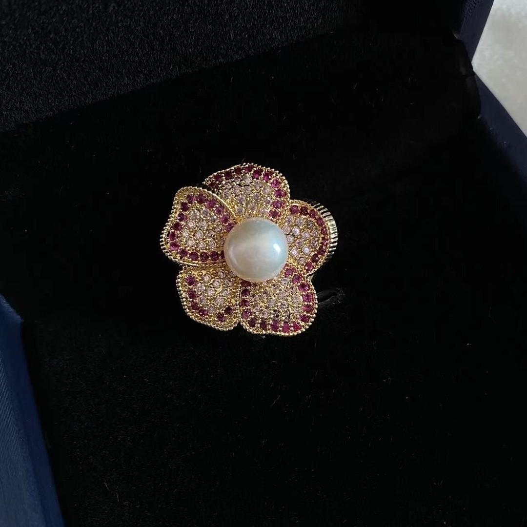 

Элегантный темпераментный цветок магнитная брошь роскошная микро-инкрустированная циркониевая брошь брошь корсаж свитер пальто аксессуары для женщин розы красного