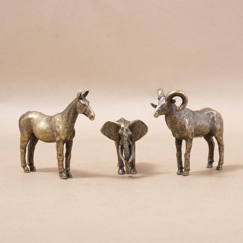 Figurines Animales en Laiton Massif Cheval Bélier Éléphant Rhinocéros Crapaud Tigre Design Rétro Pour Décoration de Maison et de Bureau Cadeau de Collection