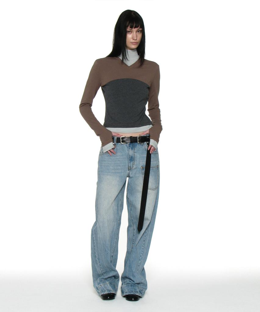 PARTIMENTO WOMEN Colorblock V-Neck Layered High-Neck Tee_Dusty Mint