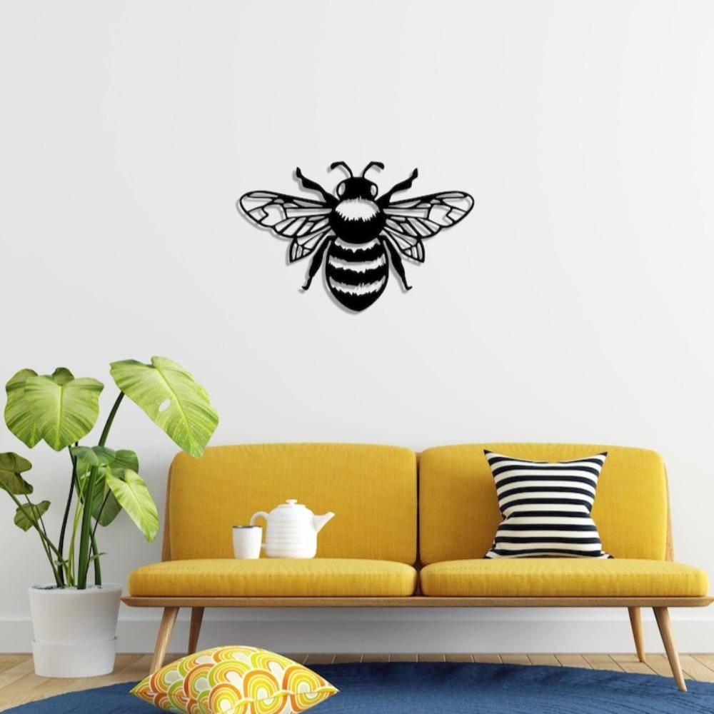 3D Metal Bumble Bee Wall Art, Handmade Insect Decor for Porch, Garden, Farmhouse Living Room